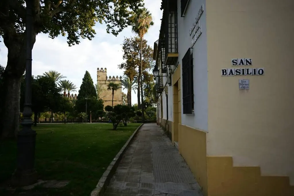 Calle San Basilio - Patios. Aparcamiento Gratis Cordoba 0*,